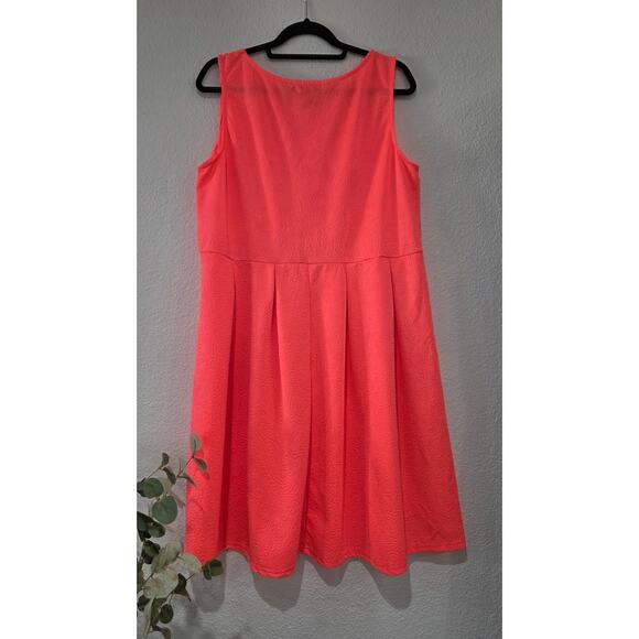 Rouge Collection Coral Sleeveless Fit & Flare Dress 3X Plus Size Embossed - Picture 4 of 6